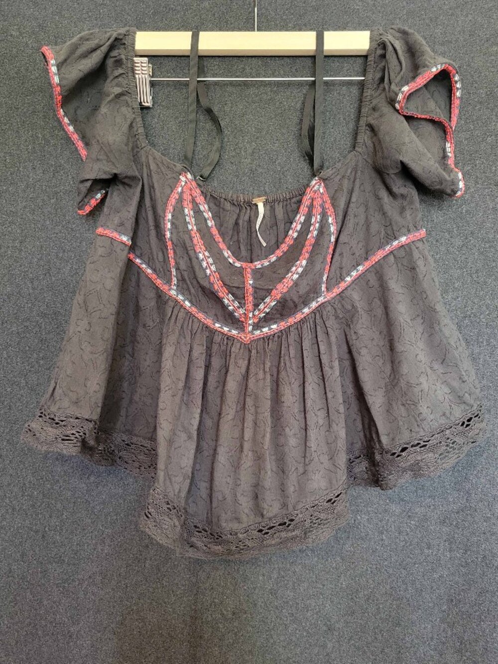 Free People Off Shoulder Lace Flared Blouse Babydoll Renfaire Peasant IndieFolk - Picture 2 of 6